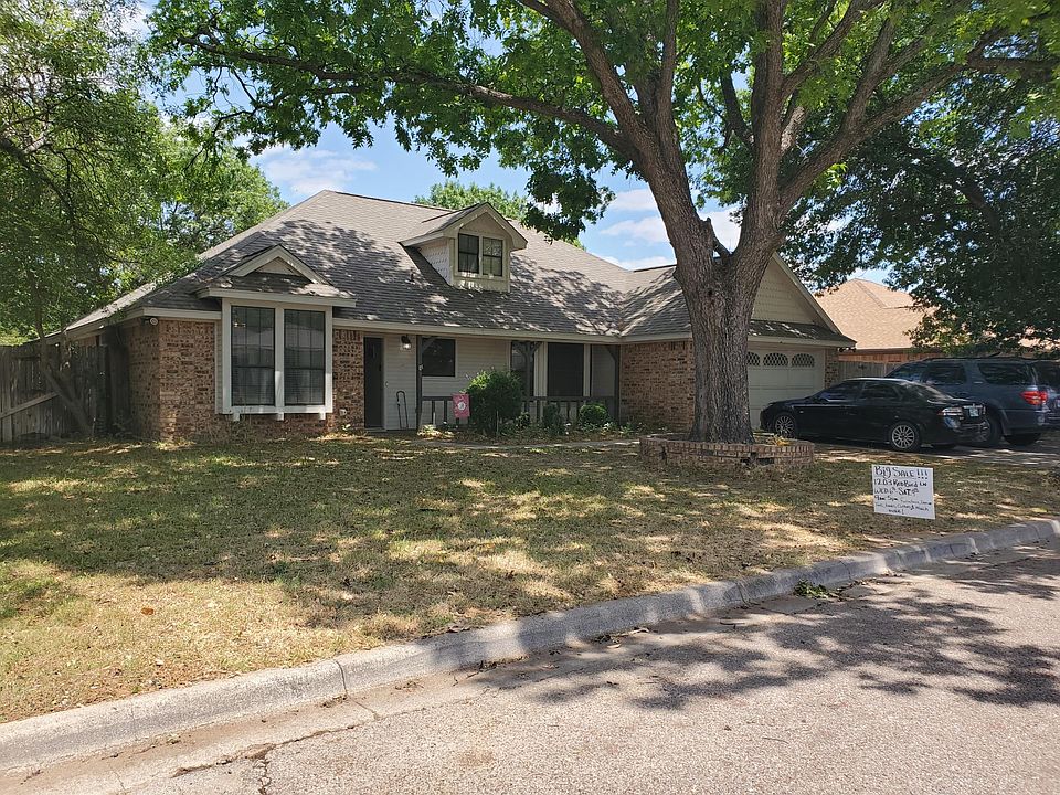 1st image of 1203 Red Bird Ln