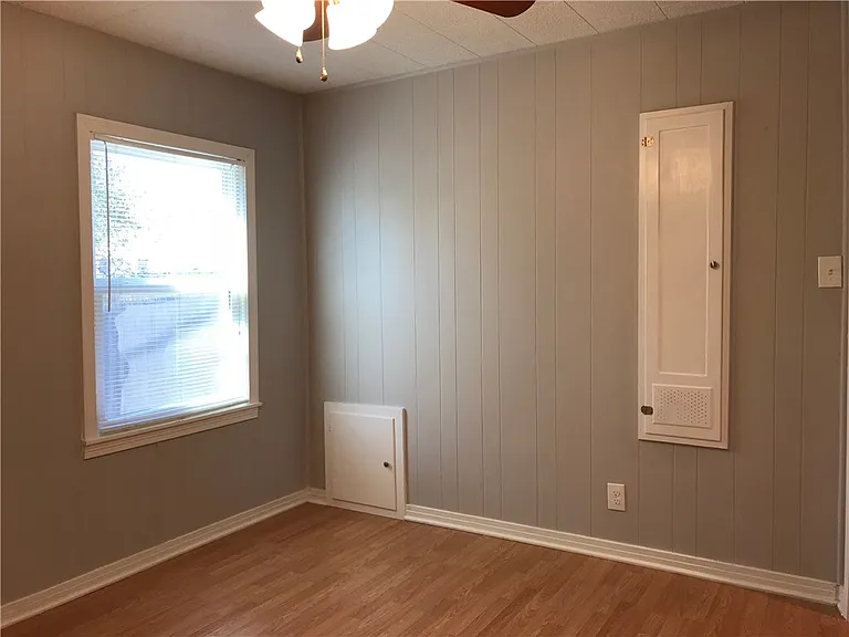 902 N Wall St — Photo 8
