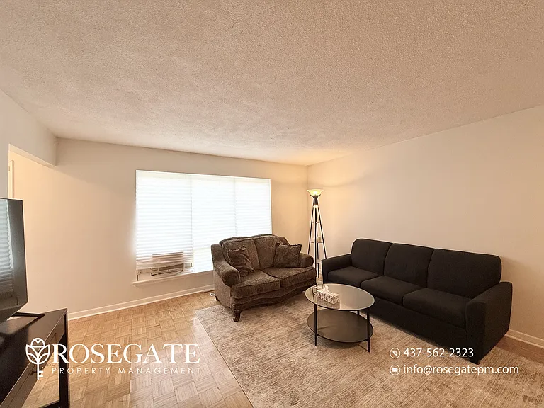 7 Gemshaw Cres #1 — Photo 9