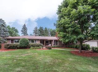 1516 Laurel Ct, Dundee, IL 60118