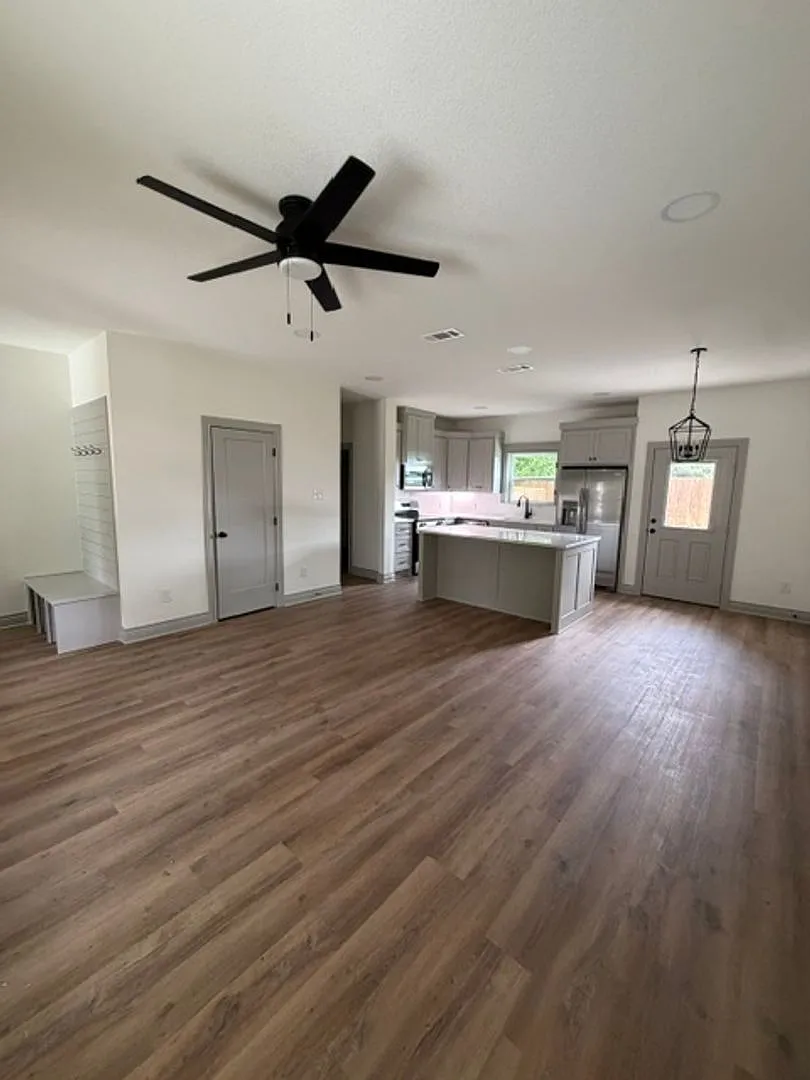 Brand New 3-Bedroom Rental Home in Valley Mills, TX | 301 Live Oak — Photo 3