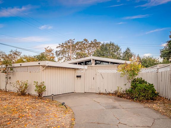 2nd image of 10582 Sterling Blvd