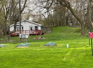 5N107 Grove Ave, Saint Charles, IL 60174