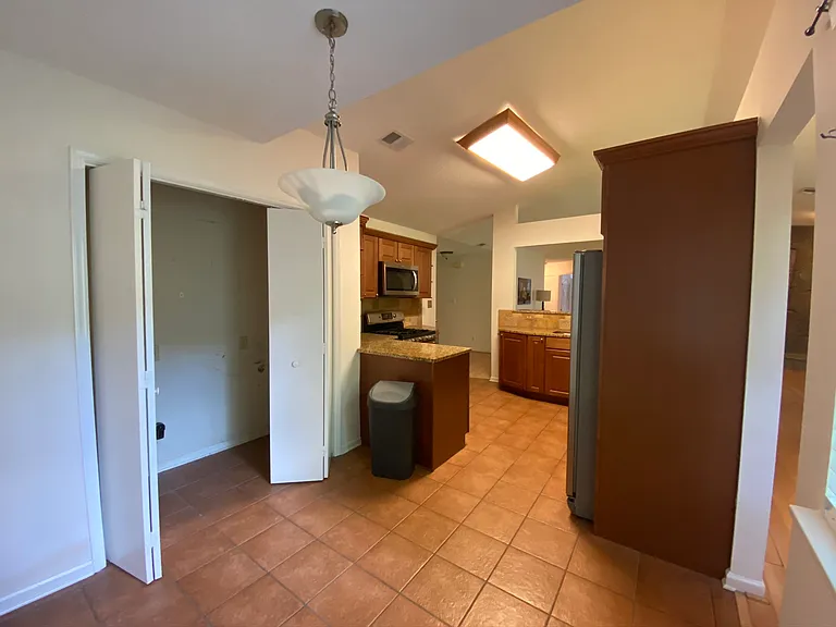 19 Briar Gate Ln — Photo 10