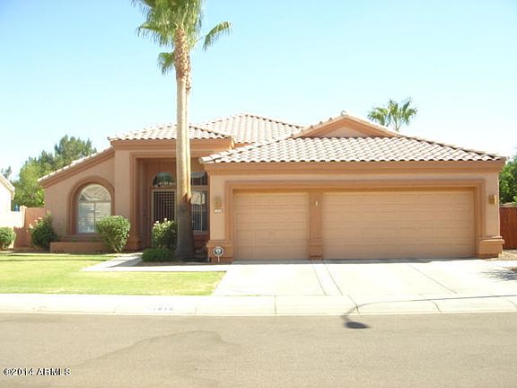 2nd image of 1815 W Falcon Dr