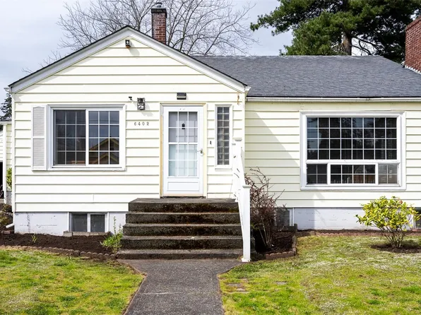 6402 52nd Avenue W, University Place, WA 98467