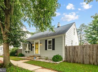39 W 3rd St, Florence, NJ 08518