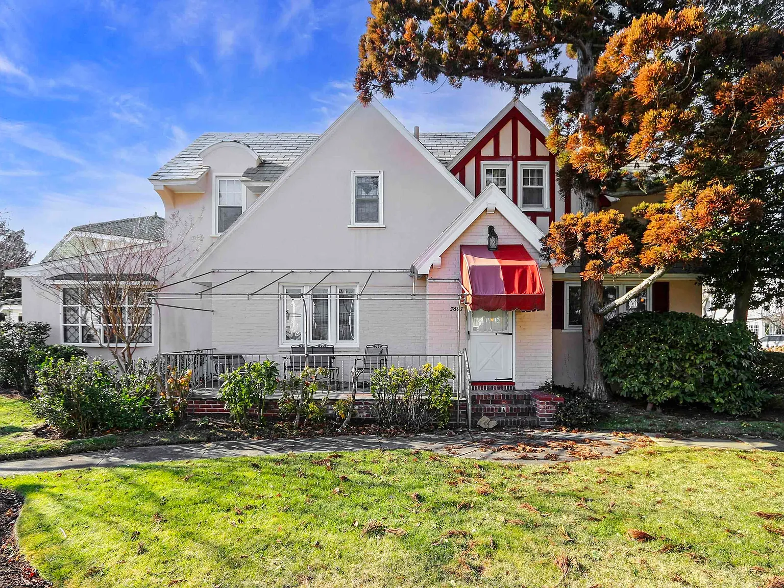 4 bed, 2.0 bath, $25,000 — Photo 2