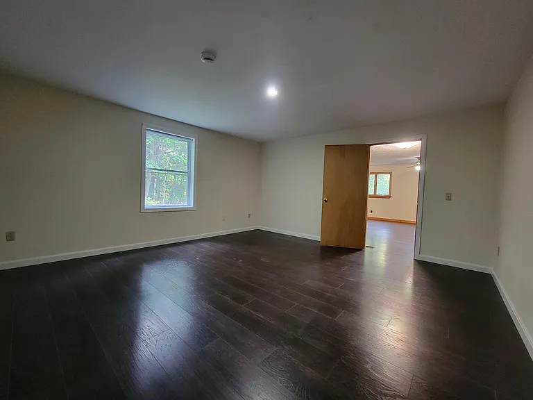 56 West St — Photo 7
