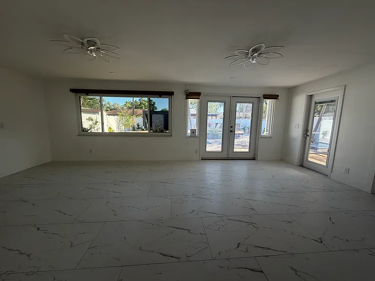 1125 Union St — Photo 33