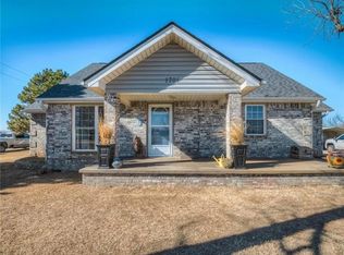 1701 N Morgan Rd, Tuttle, OK 73089