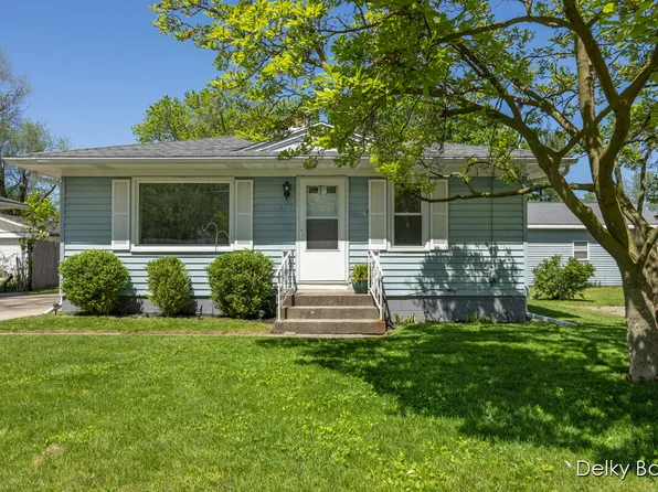 217 43rd St SW, Wyoming, MI 49548
