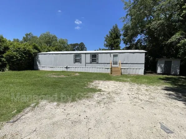 111C Nancy Dr, Dudley, NC 28333