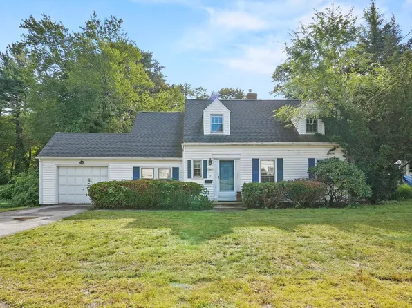 13 Garden St, Auburn, MA 01501