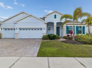 958 Signet Dr, Apollo Beach, FL 33572