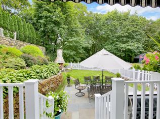 174 Weaver St, Greenwich, CT 06831