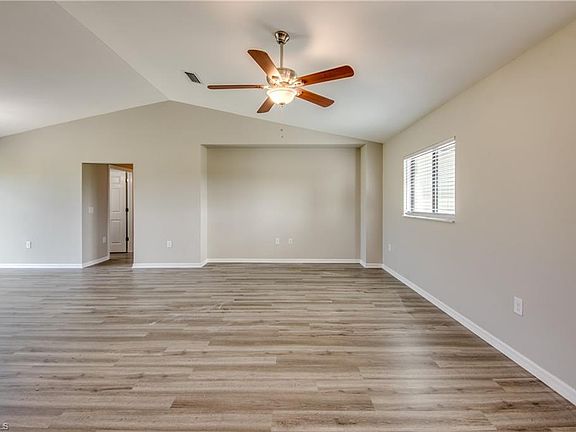 5th image of 1644 NW 36th Pl