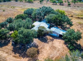 1555 Hoffman Road, Lytle, TX 78052
