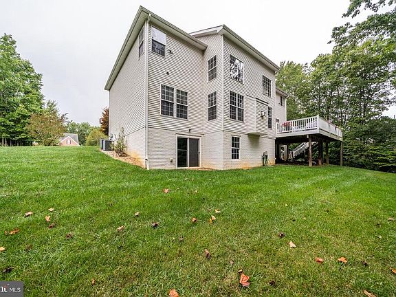 3rd image of 12906 Corinthian Ct