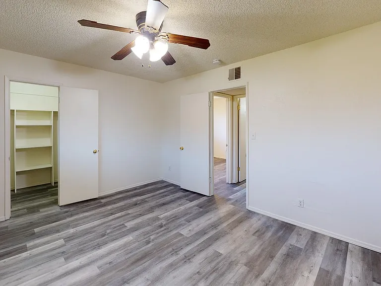 2631 Lawrence St #5 — Photo 12