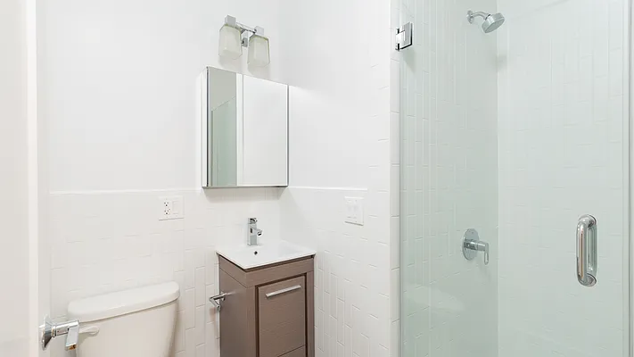 Rented by Nooklyn NYC LLC | media 57