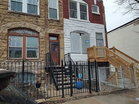 2nd image of 2430 W Jackson Blvd