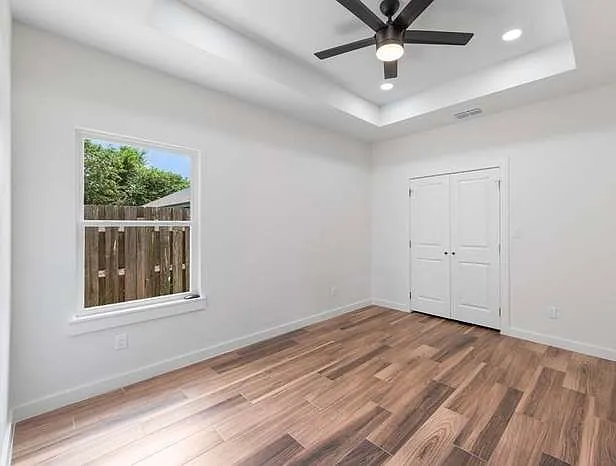 34669 Saint Simone Ave — Photo 12
