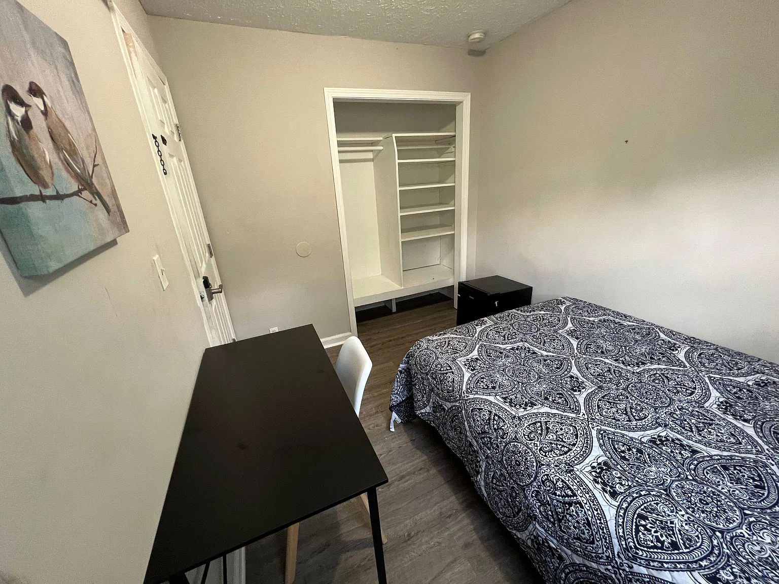 4 bed, 2.0 bath, 2088 sqft, $841 — Photo 3