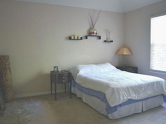 4th image of 1118 Hidden Oaks Dr