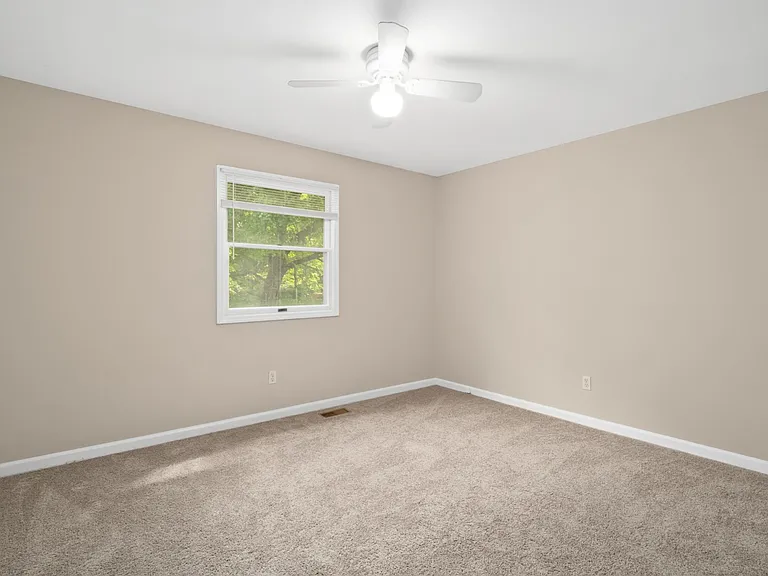 2122 Park Forest Dr — Photo 25