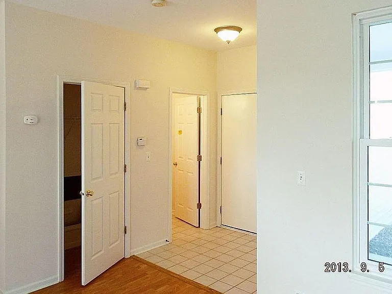 3091 Autumn Lake Dr — Photo 4