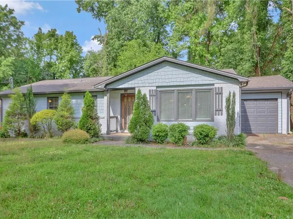 3041 Pine Manor Ct, Atlanta, GA 30316