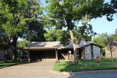 1st image of 2917 Choctaw Trl