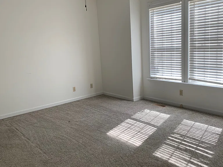 109 Marymont Dr — Photo 8
