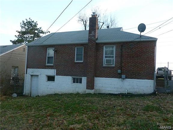 3rd image of 10309 Page Ave