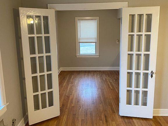 french doors to kitchen