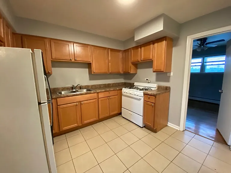 36 King Arthur Ct — Photo 7