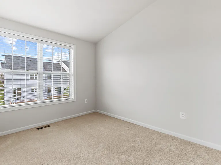 3rd Bedroom-Vaulted ceilings