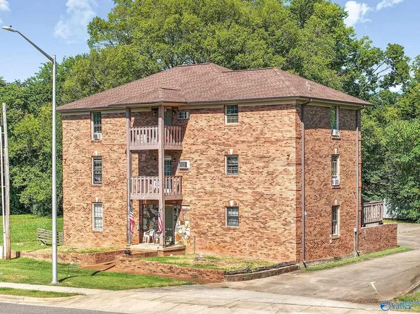 800 Hundley Dr NW, Huntsville, AL 35801