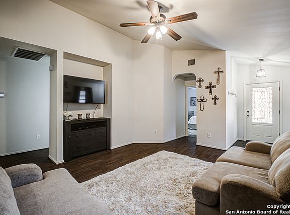 3rd image of 7930 Woodchase