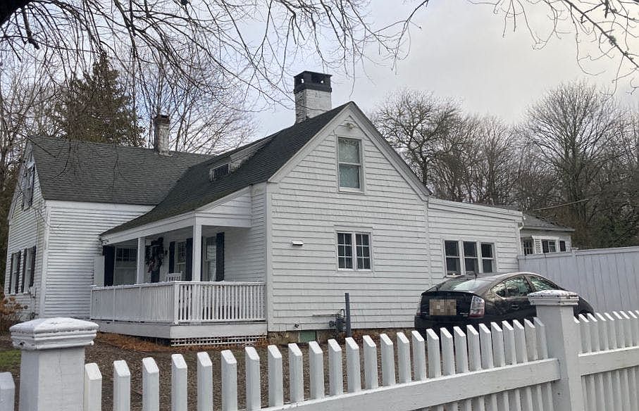 351 Main St, Centerville, MA 02632 | Zillow