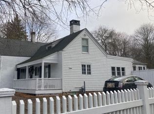 351 Main St, Centerville, MA 02632