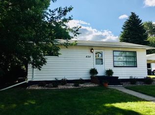 424 S 12th St, Aberdeen, SD 57401