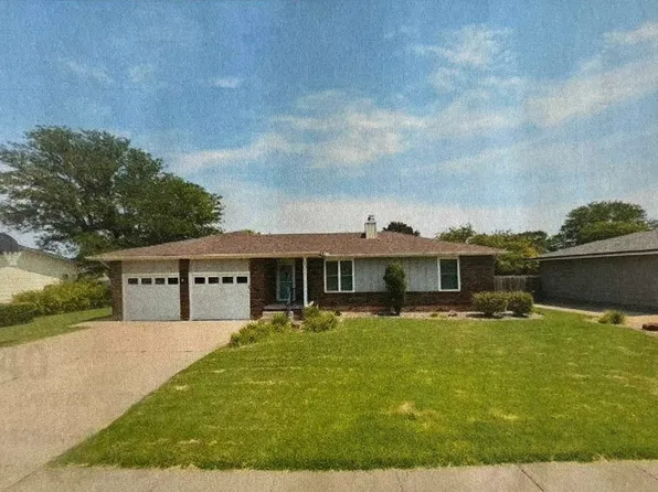 2312 Donald Dr, Hays, KS 67601