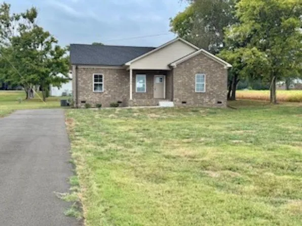 708 Timothy Ln, Bowling Green, KY 42101