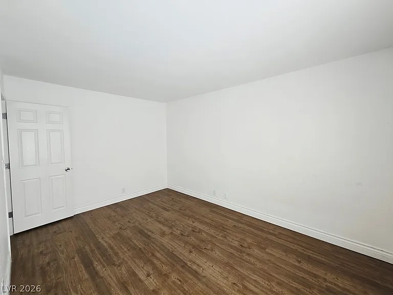 5081 River Glen Dr #104 — Photo 23