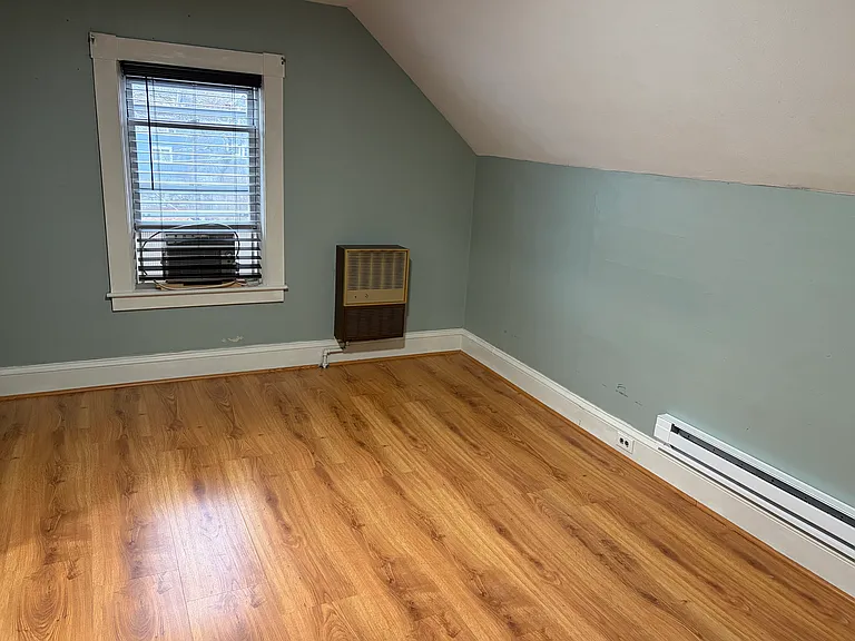 2 Wachusett St #4B — Photo 8