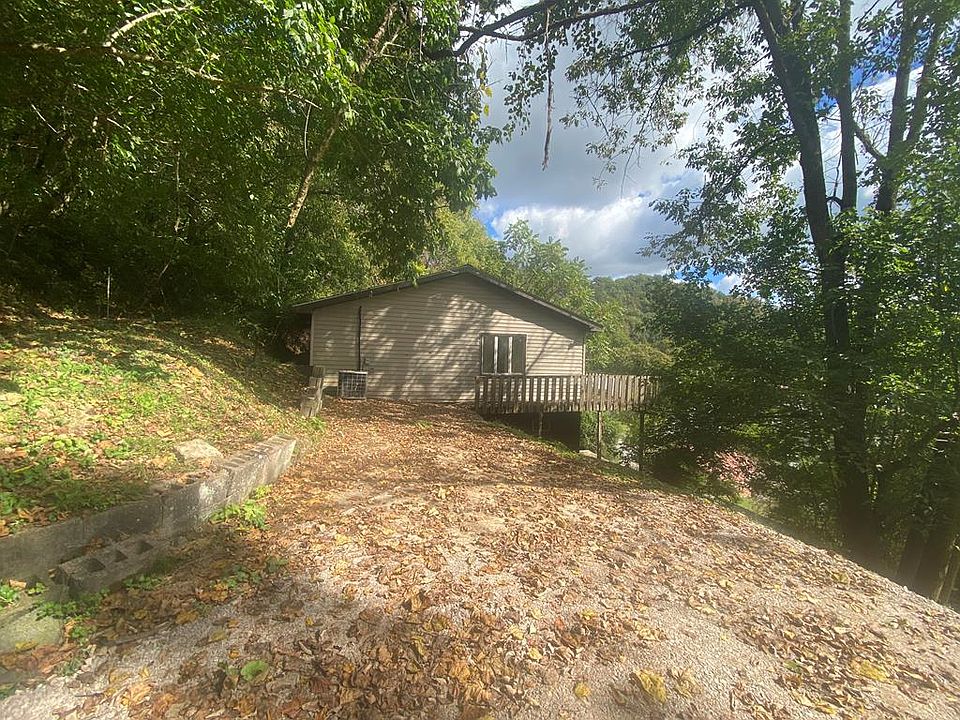 1st image of 129 Highland Ave