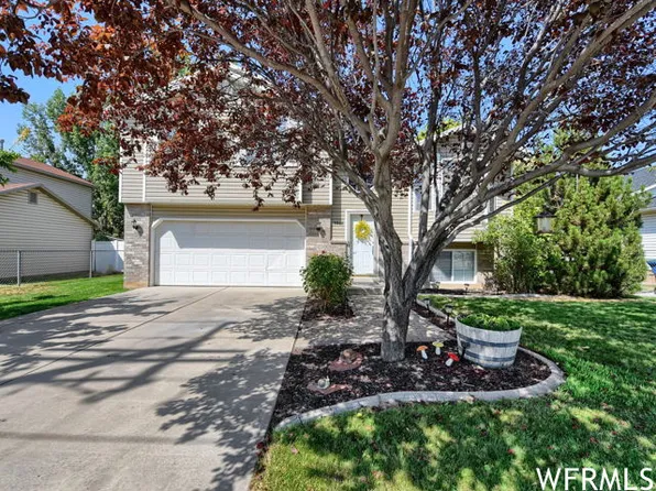 3916 W 4800 S, Roy, UT 84067