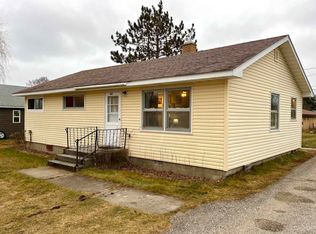 W 14065 Stanley St, Engadine, MI 49827